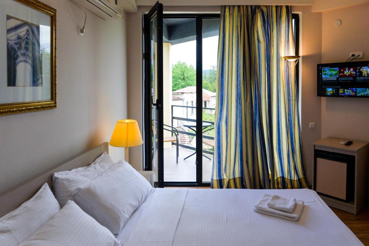 Central Hotel Ckaltubo Zewnętrze zdjęcie