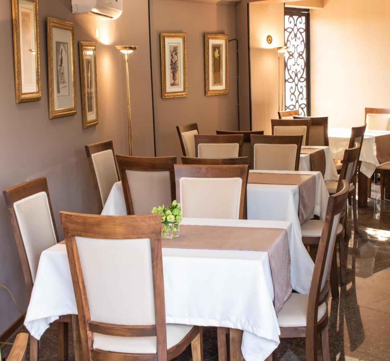 Central Hotel Ckaltubo Zewnętrze zdjęcie